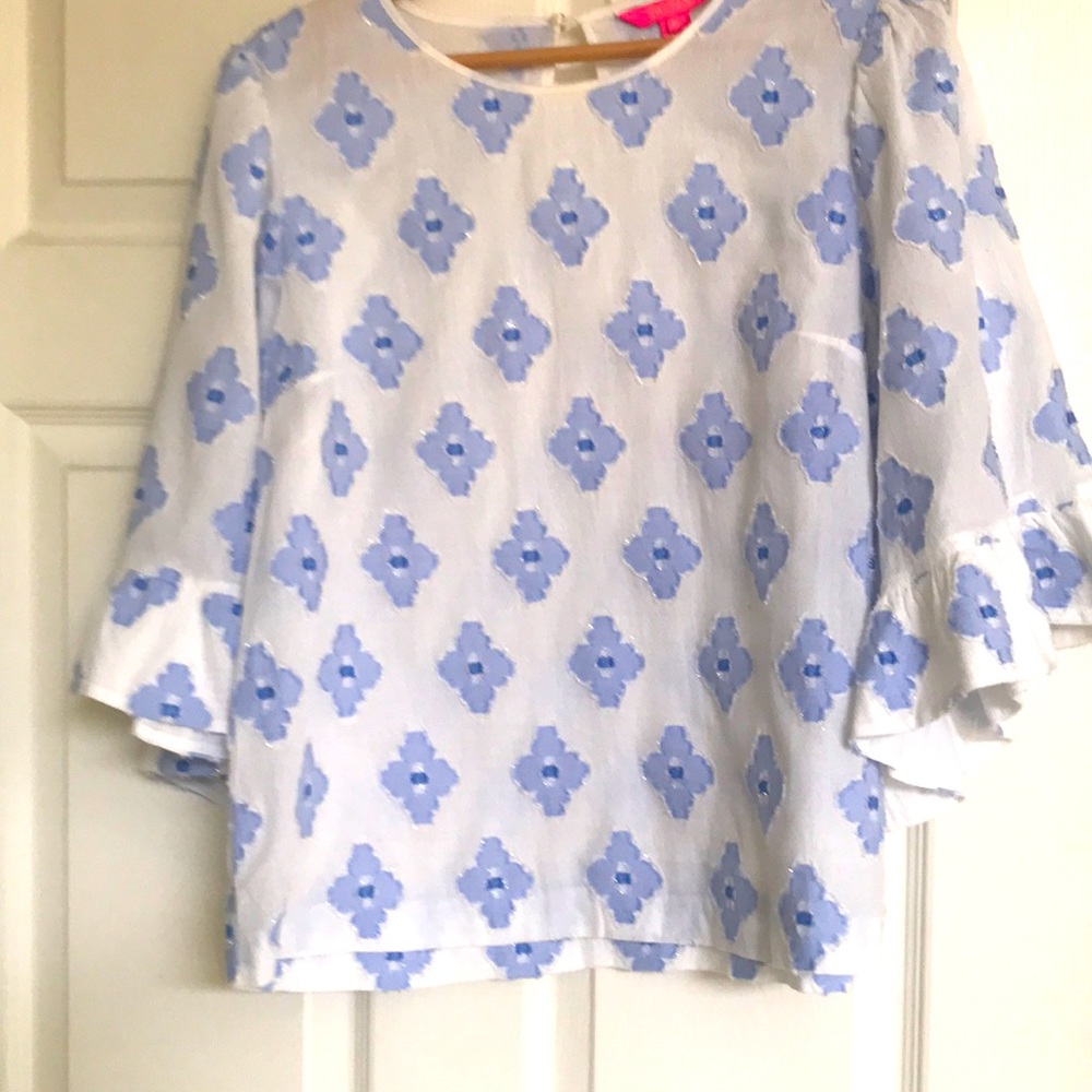 Beautiful Lilly Porter top excellent condition perfect for spring and summer